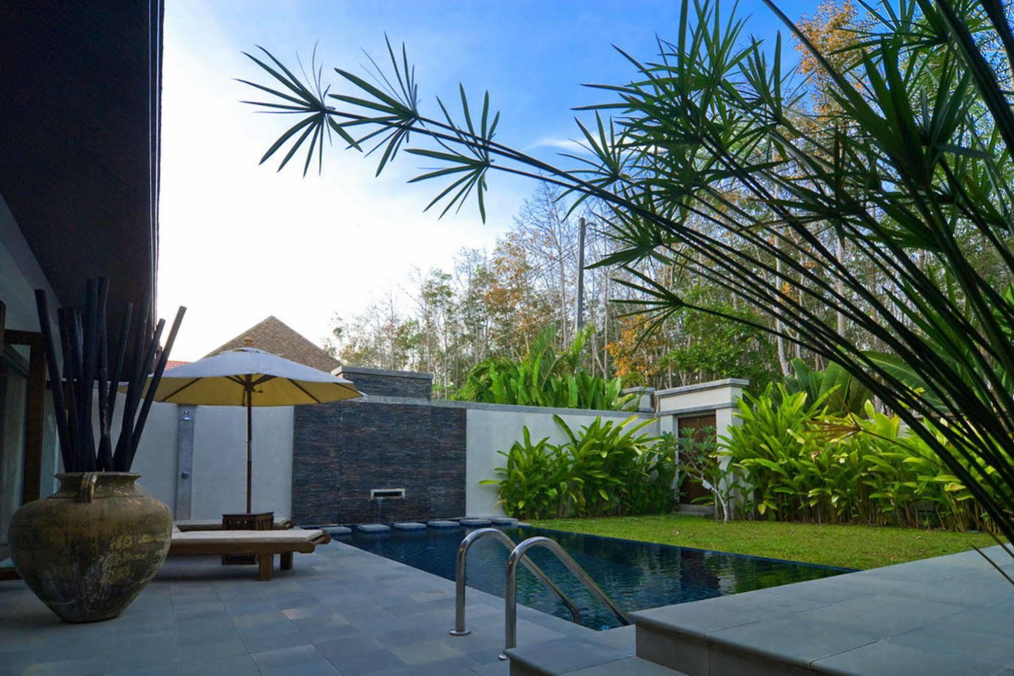 Villa Kama Rawai Esterno foto