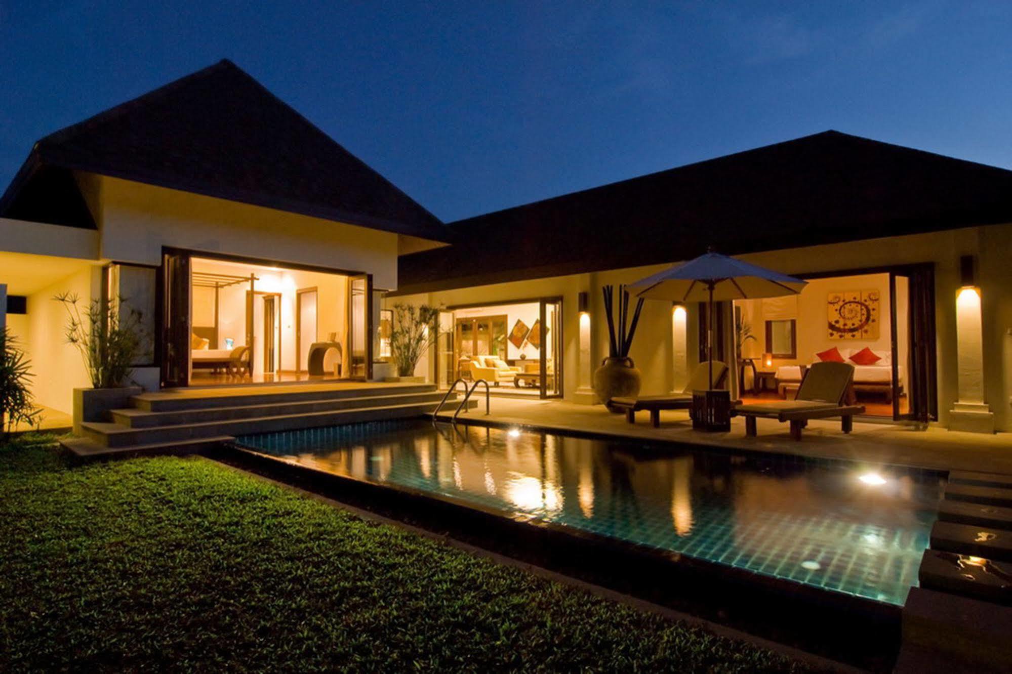 Villa Kama Rawai Esterno foto
